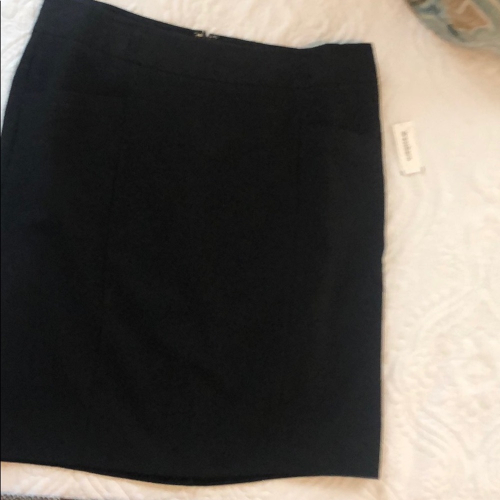 Black straight skirt